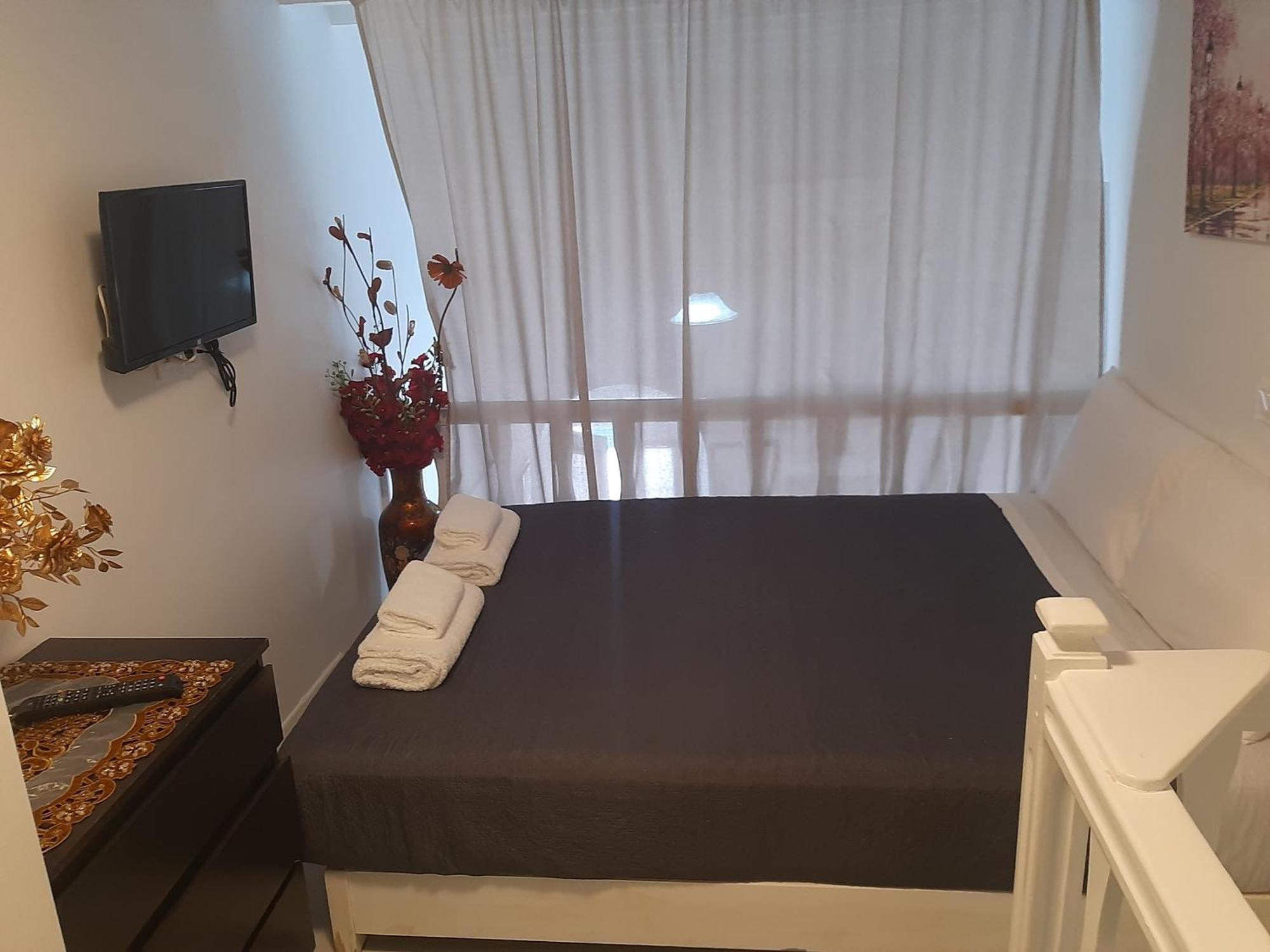 Apartment To Rent 2 Mykonos Town